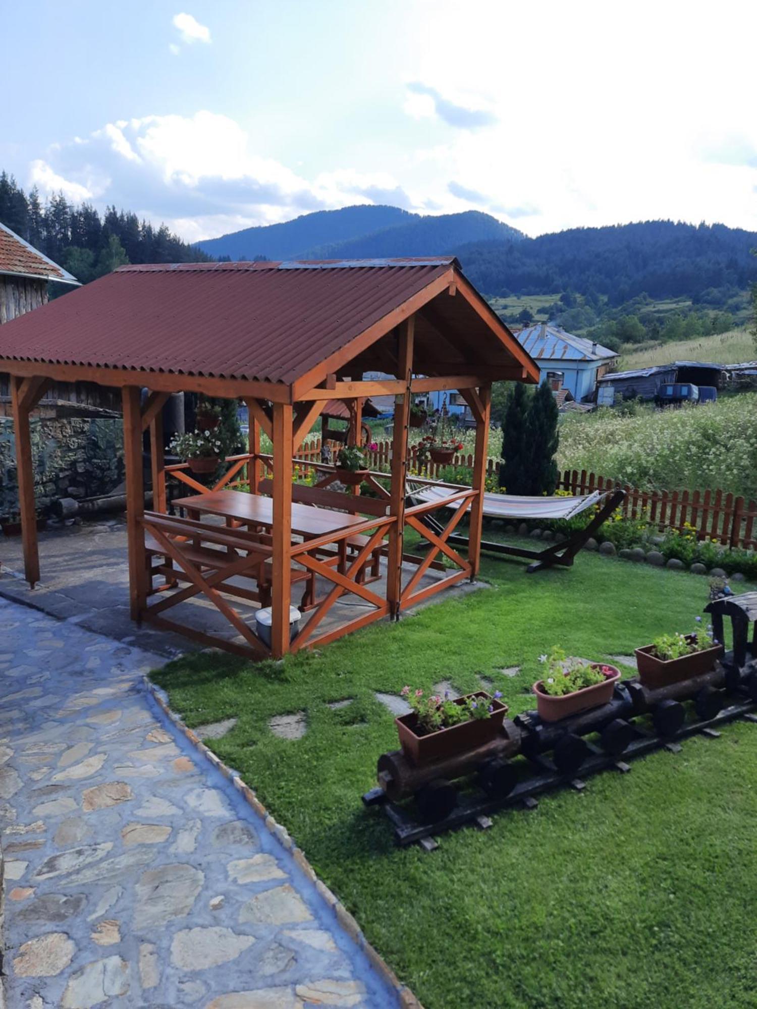 Вила Здравец Yagodina Ngoại thất bức ảnh